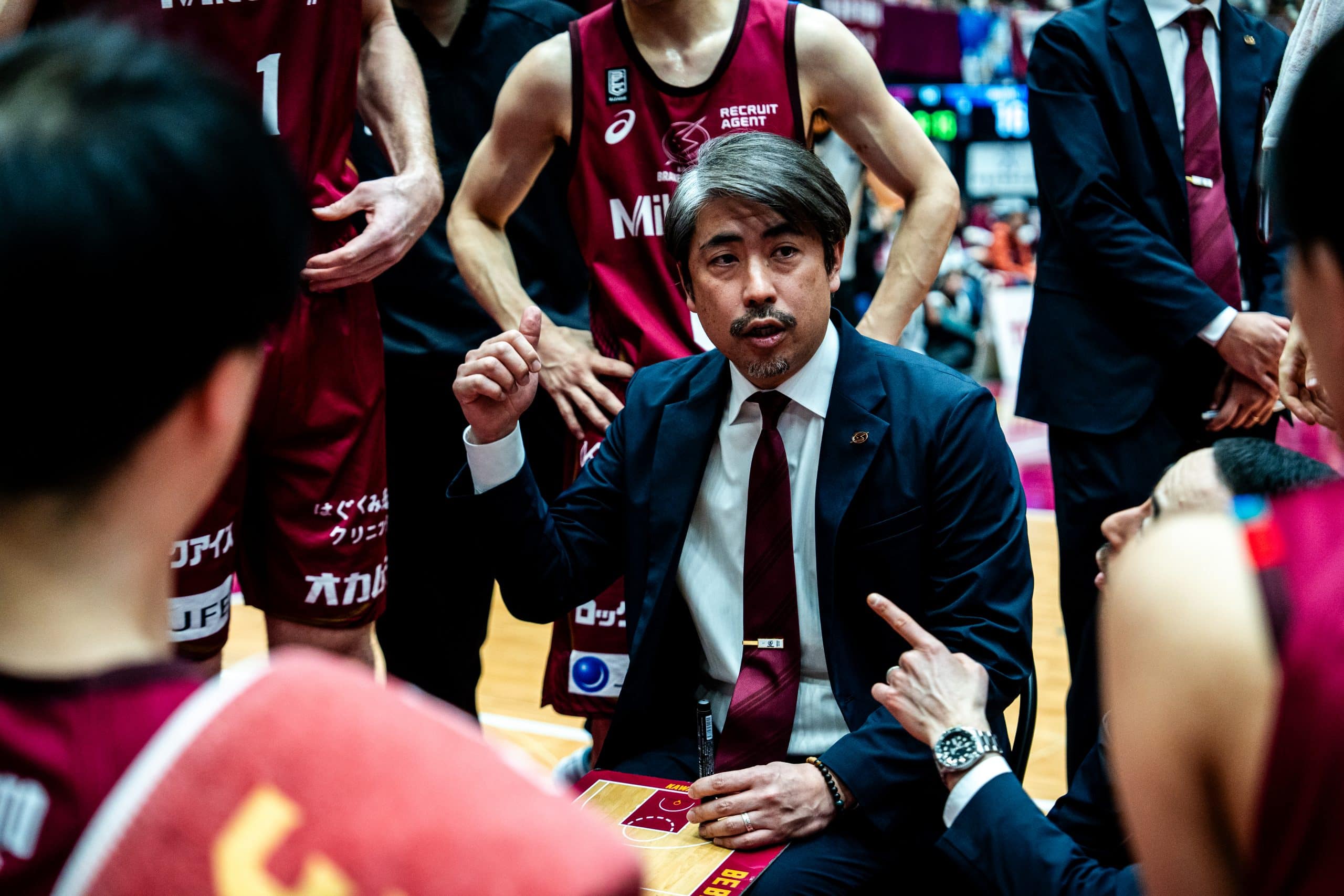 CoachingTeam mit Kenji Sato komplett MHP RIESEN Ludwigsburg